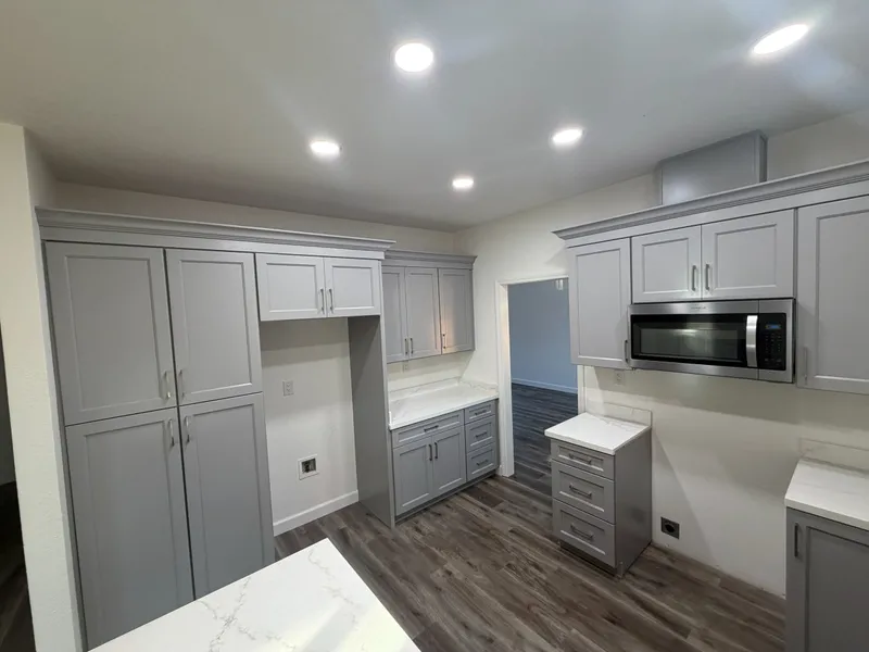Transitional Kitchen Remodel by Wickens Construction & MHS project photo 3